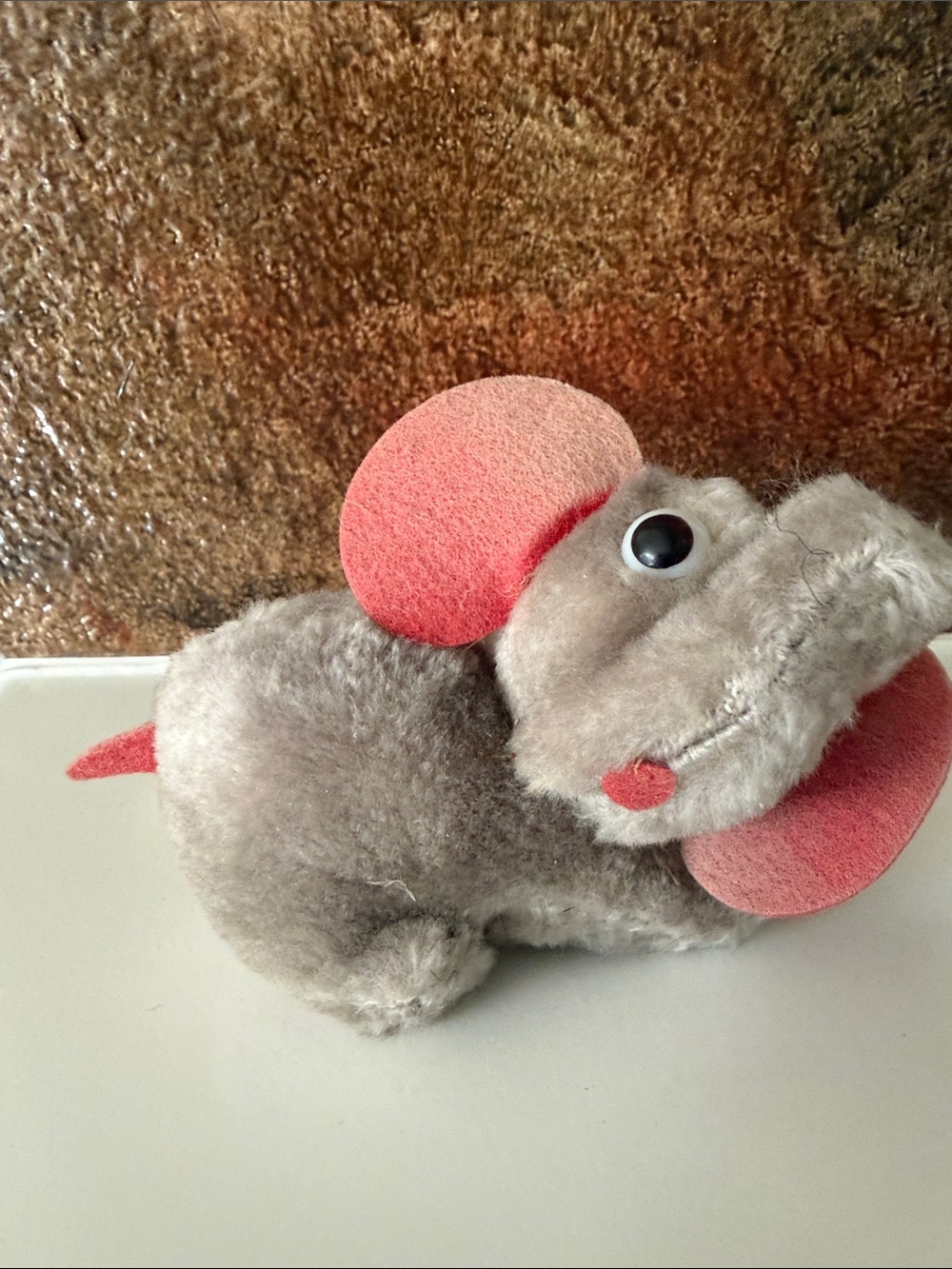 Very Rare Late 80's Kellytoy Elephant.